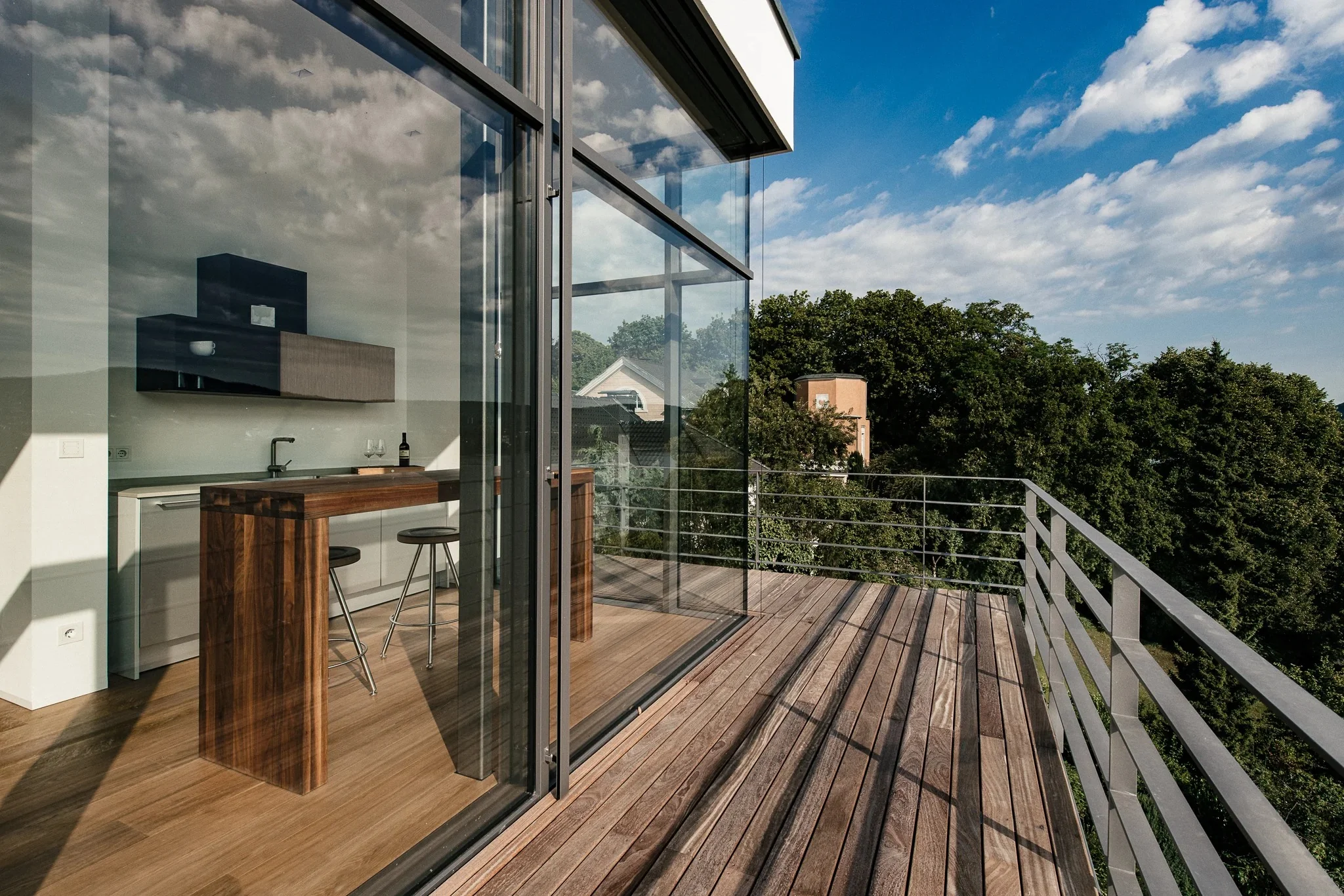 VILLA AM RHEIN